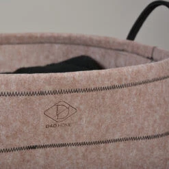 Monique Vilten Mand 40x40x20cm Bruin -Hond | Kat Winkel 4047059474235 dt2 webl1